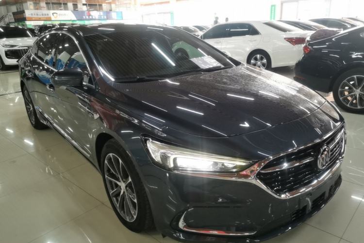 Used Buick LaCrosse 2019 28T Prestige Model Front Right 45 Deg