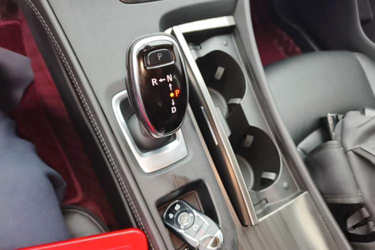 Used Buick LaCrosse 2019 28T Luxury Version Gear Lever