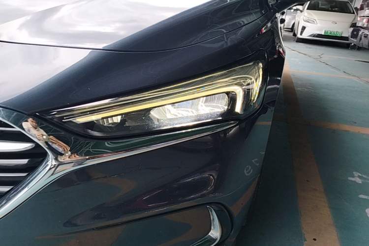Used Buick LaCrosse 2019 28T Elite Edition Left Front Headlight
