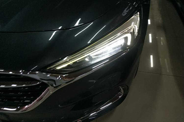 Used Buick LaCrosse 2019 28T Prestige Model Left Front Headlight