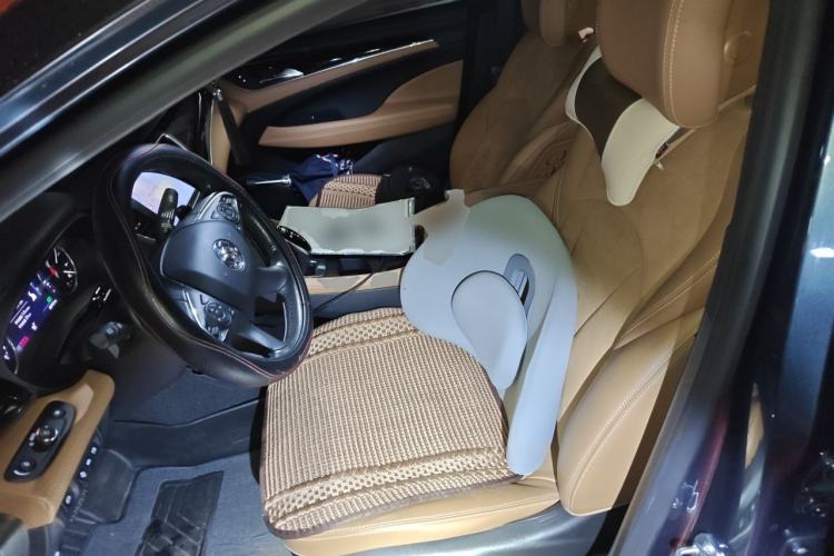 Used Buick LaCrosse 2019 28T Prestige Model Left Front Seat