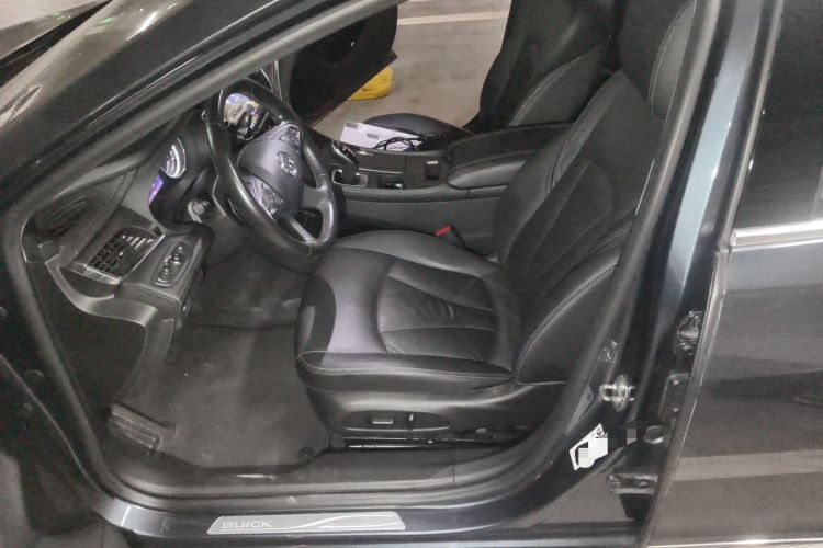 Used Buick LaCrosse 2019 28T Luxury Version Left Front Seat