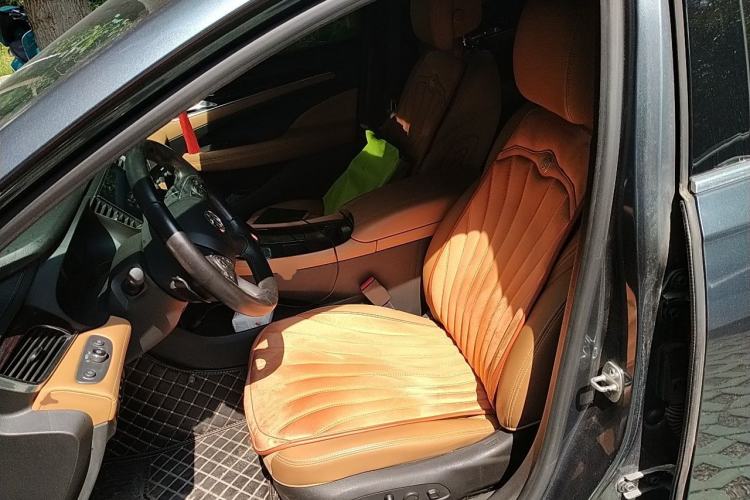 Used Buick LaCrosse 2019 28T Prestige Model Left Front Seat