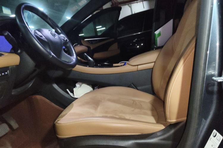 Used Buick LaCrosse 2019 28T Prestige Model Left Front Seat