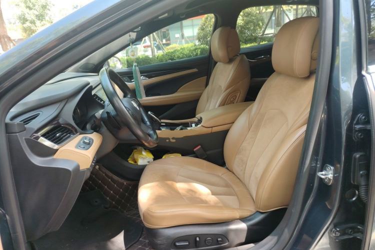 Used Buick LaCrosse 2019 28T Prestige Model Left Front Seat