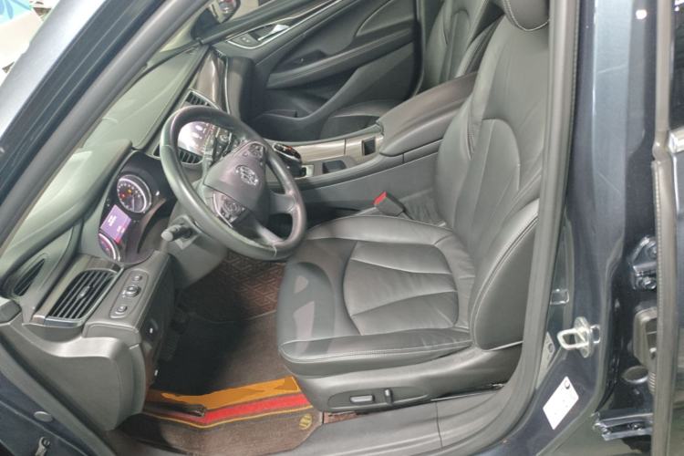 Used Buick LaCrosse 2019 28T Luxury Version Left Front Seat