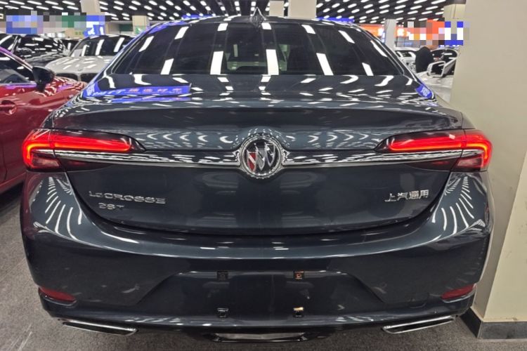 Used Buick LaCrosse 2019 28T Luxury Version Rear