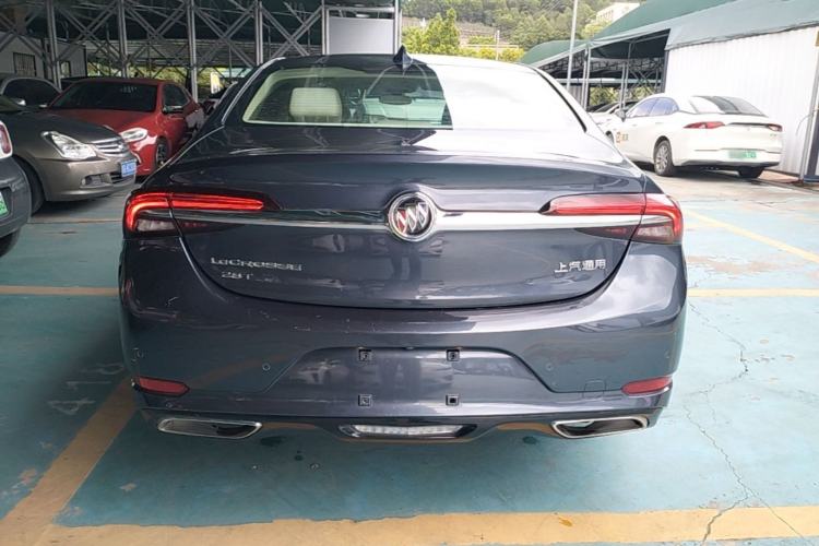 Used Buick LaCrosse 2019 28T Elite Edition Rear