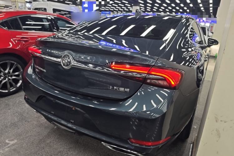 Used Buick LaCrosse 2019 28T Luxury Version Rear Right 45 Deg