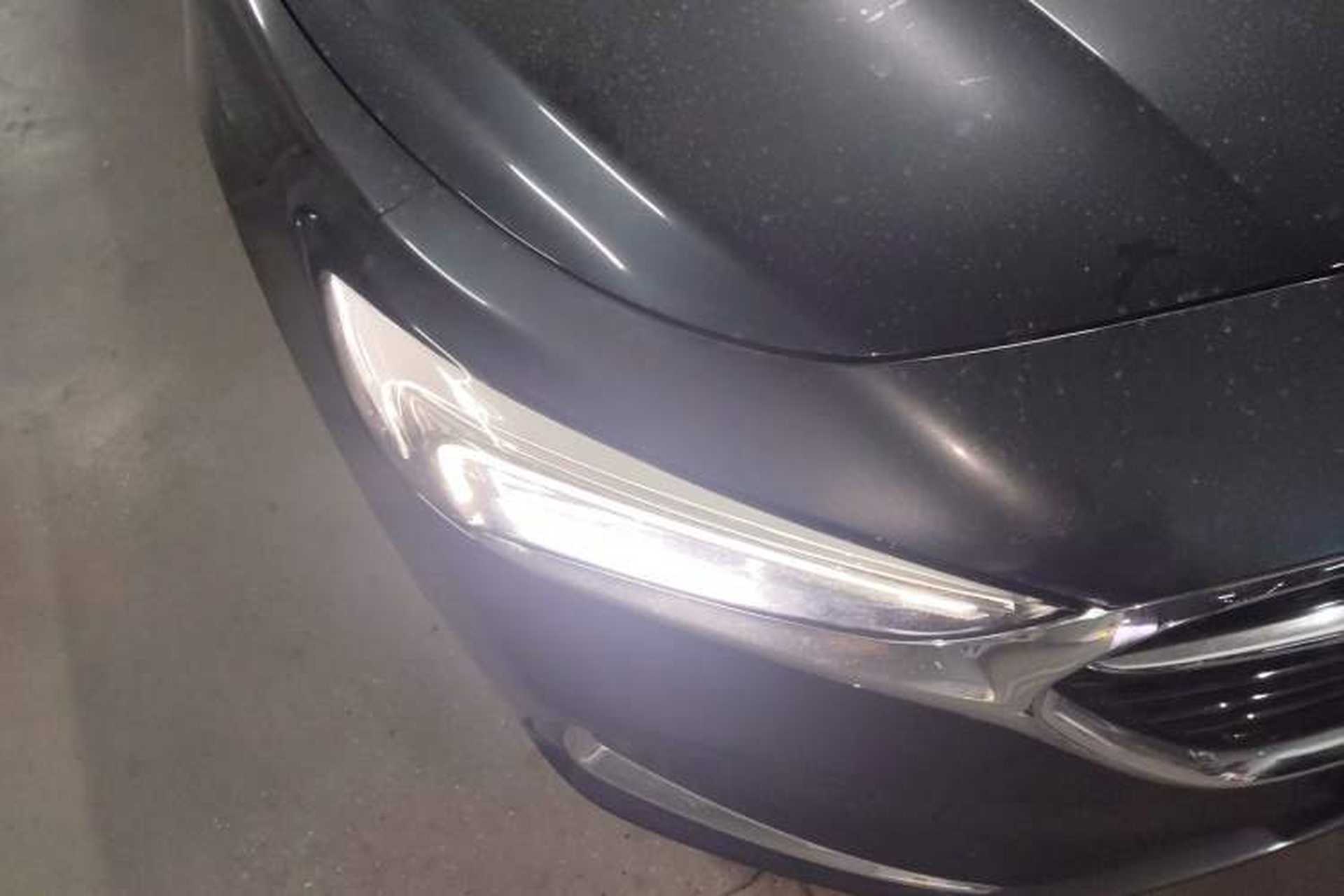 Used Buick LaCrosse 2019 28T Prestige Model Right Front Headlight