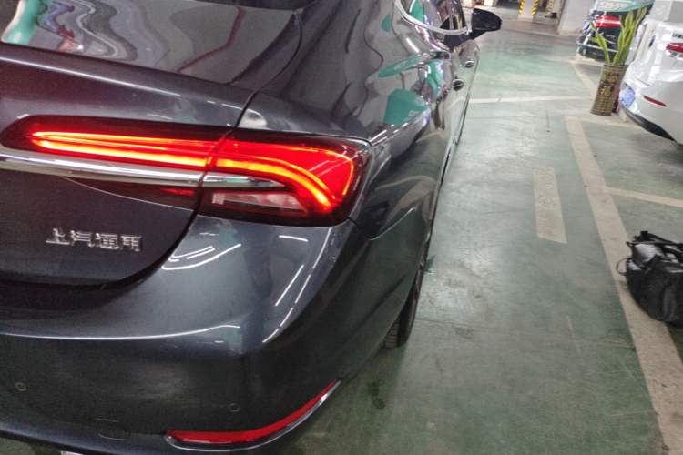 Used Buick LaCrosse 2019 28T Luxury Version Right Rear Taillight