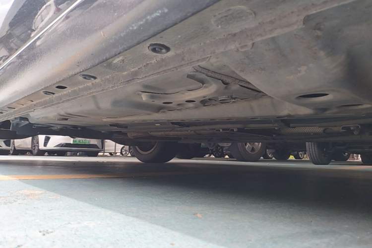Used Buick LaCrosse 2019 28T Elite Edition Right Side Sill