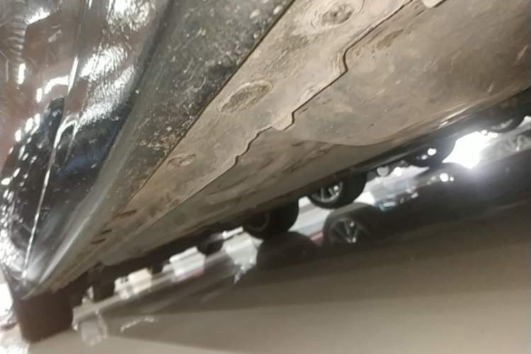 Used Buick LaCrosse 2019 28T Prestige Model Right Side Sill