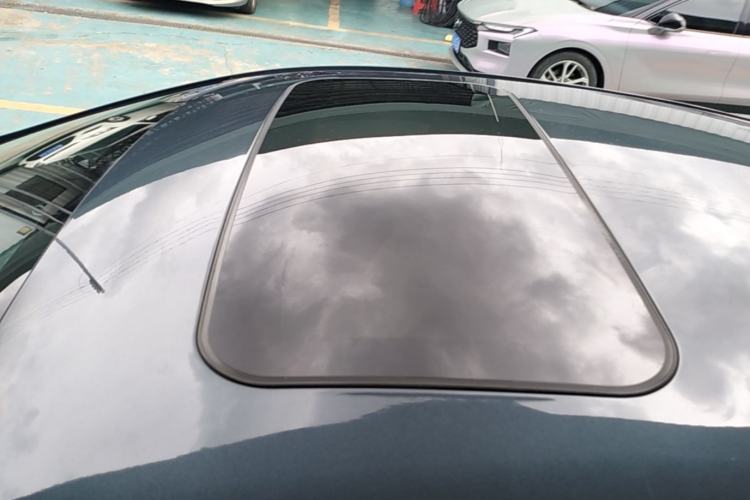 Used Buick LaCrosse 2019 28T Elite Edition Roof