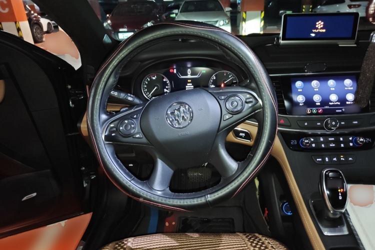Used Buick LaCrosse 2019 28T Prestige Model Steering Wheel
