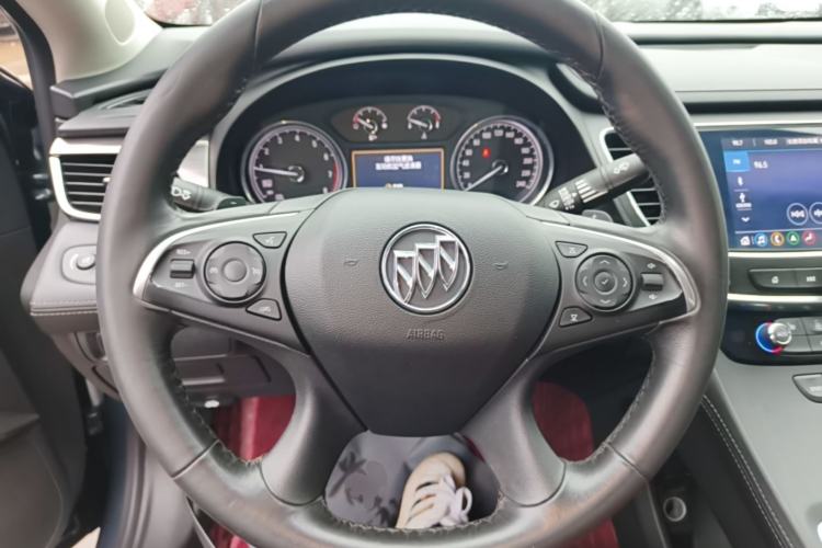 Used Buick LaCrosse 2019 28T Luxury Version Steering Wheel