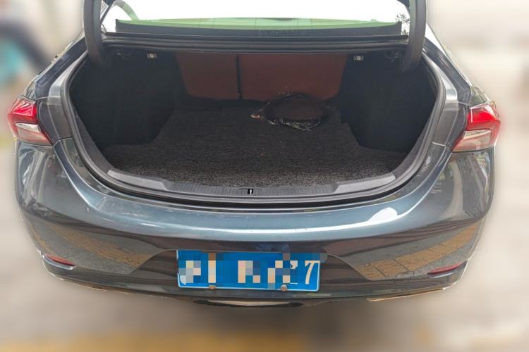 Used Buick LaCrosse 2019 28T Luxury Version Trunk