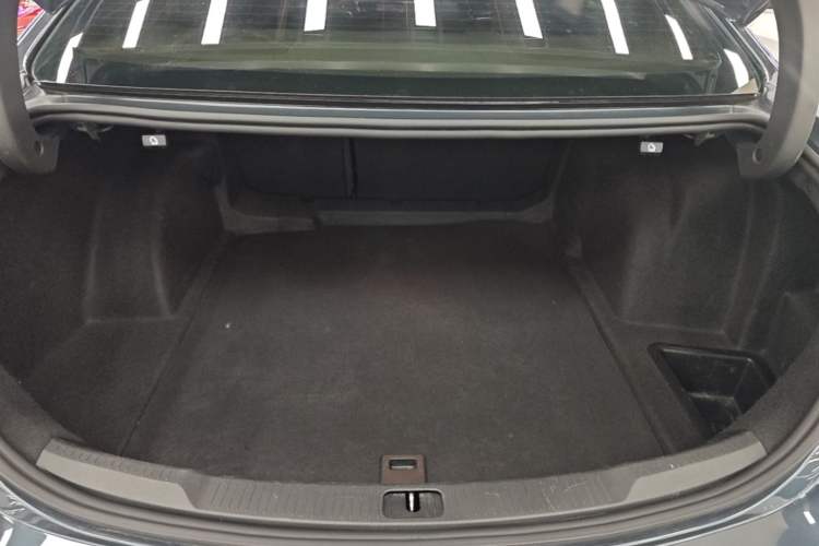 Used Buick LaCrosse 2019 28T Luxury Version Trunk