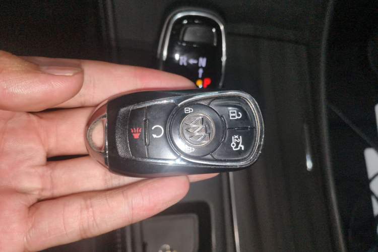 Used Buick LaCrosse 2019 28T Luxury Version Vehicle Key