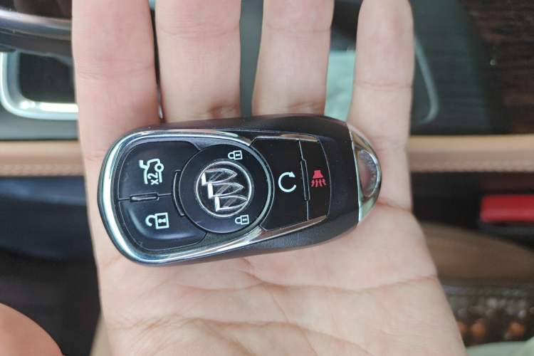Used Buick LaCrosse 2019 28T Prestige Model Vehicle Key