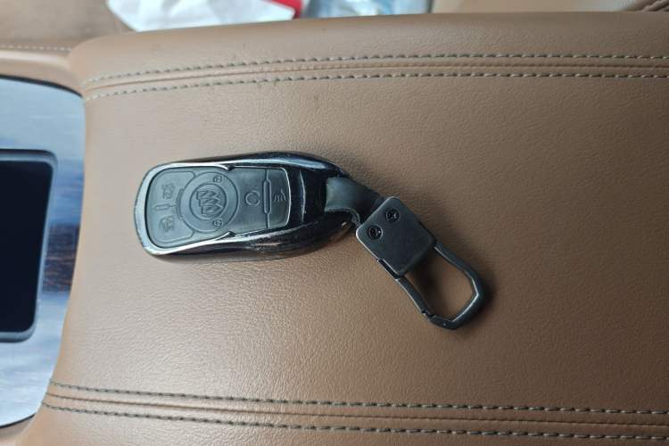 Used Buick LaCrosse 2019 28T Prestige Model Vehicle Key