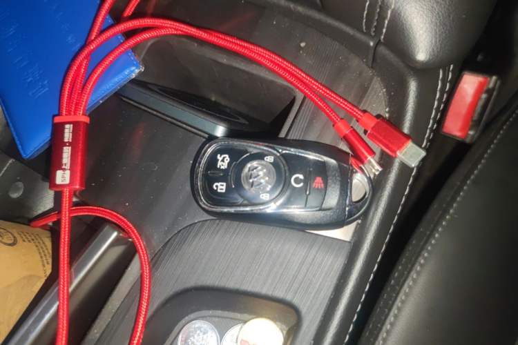 Used Buick LaCrosse 2019 28T Luxury Version Vehicle Key