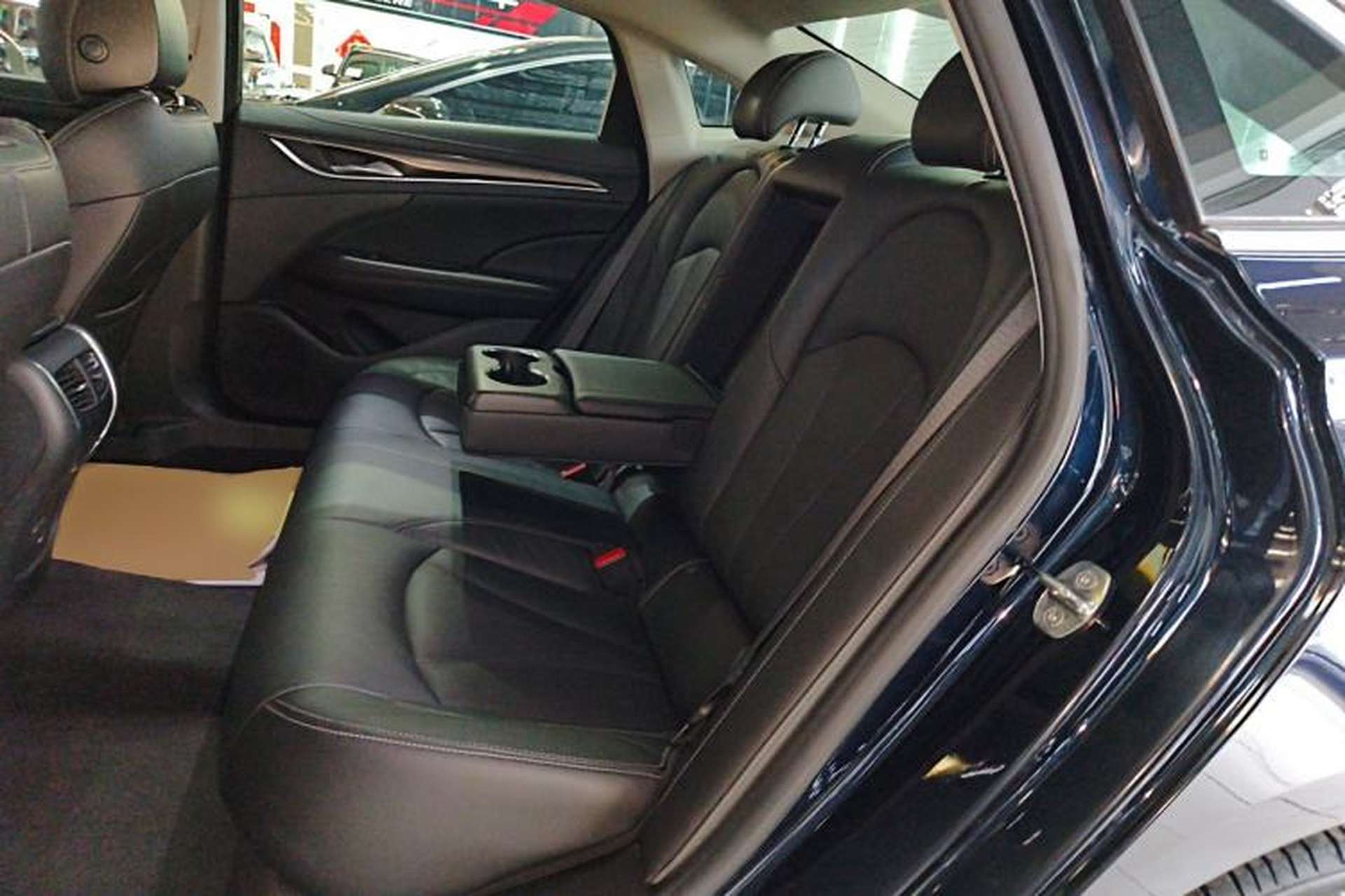 Used Buick LaCrosse 2019 28T Luxury Version Left Rear Seat