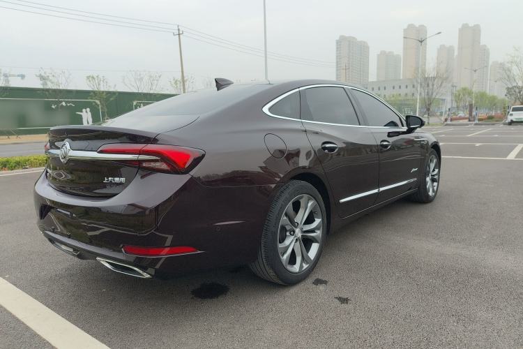Used Buick LaCrosse 2019 28T Avenir Rear Right 45 Deg