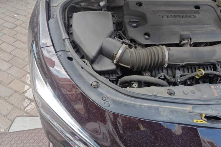 Used Buick LaCrosse 2019 28T Avenir Engine Bay Right