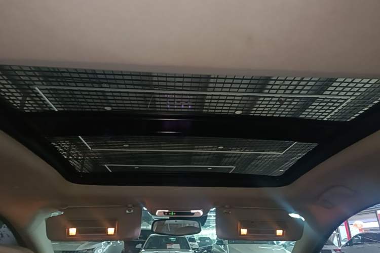 Used Buick LaCrosse 2019 28T Avenir Headliner