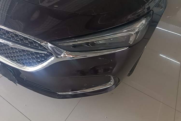 Used Buick LaCrosse 2019 28T Avenir Left Front Headlight