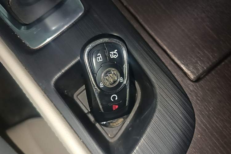 Used Buick LaCrosse 2019 28T Avenir Vehicle Key