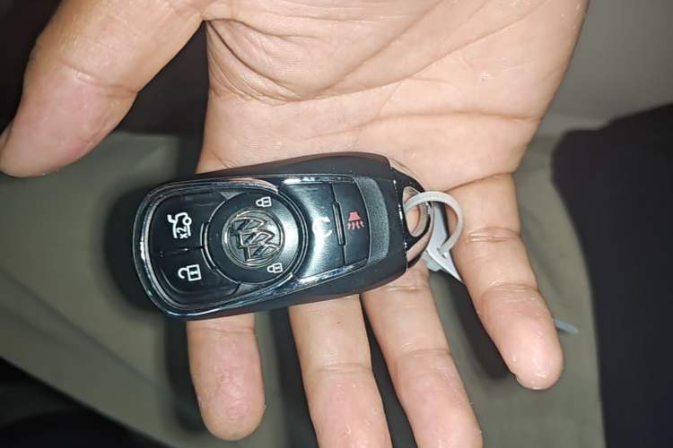 Used Buick LaCrosse 2019 28T Avenir Vehicle Key