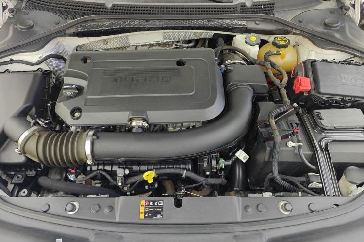 Used Buick LaCrosse 2019 28T Luxury Version Engine Bay