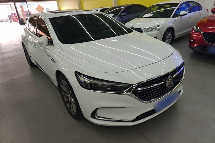 Used Buick LaCrosse 2019 28T Luxury Version Front Right 45 Deg