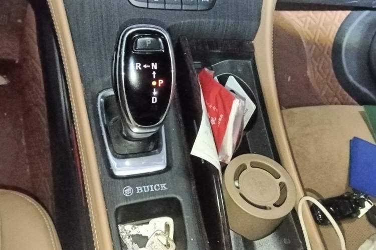 Used Buick LaCrosse 2019 28T Prestige Model Gear Lever