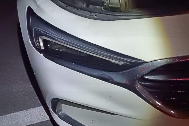 Used Buick LaCrosse 2019 28T Prestige Model Right Front Headlight