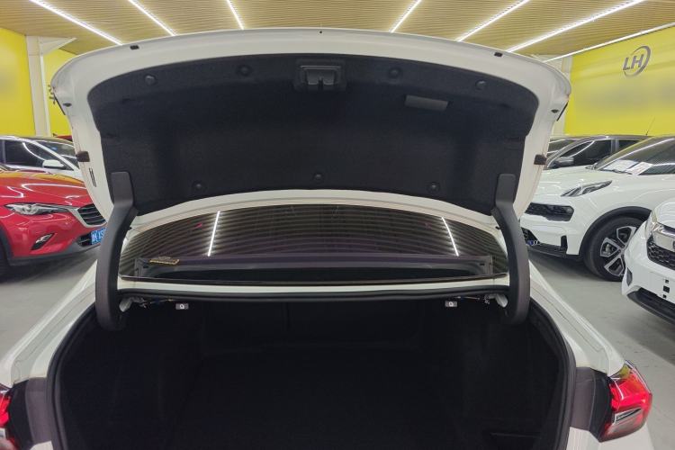 Used Buick LaCrosse 2019 28T Luxury Version Trunk