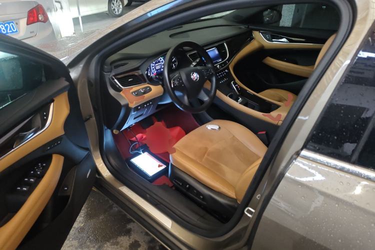 Used Buick LaCrosse 2019 28T Prestige Model Driver Seat
