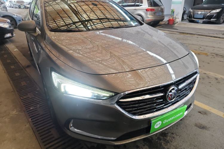 Used Buick LaCrosse 2019 28T Prestige Model Exterior 1