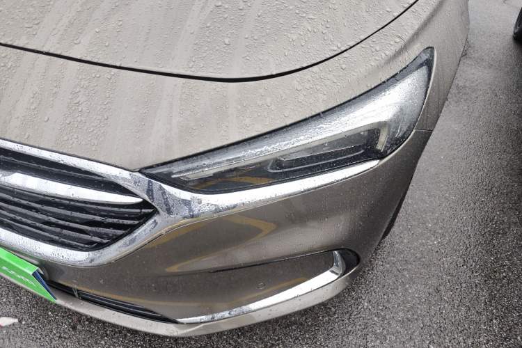 Used Buick LaCrosse 2019 28T Prestige Model Left Front Headlight