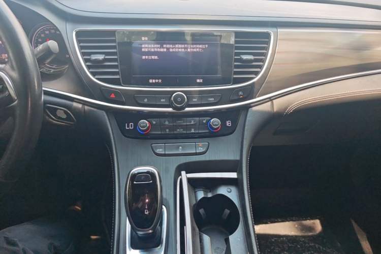 Used Buick LaCrosse 2020 652T Luxury Version Audio And AC Panel