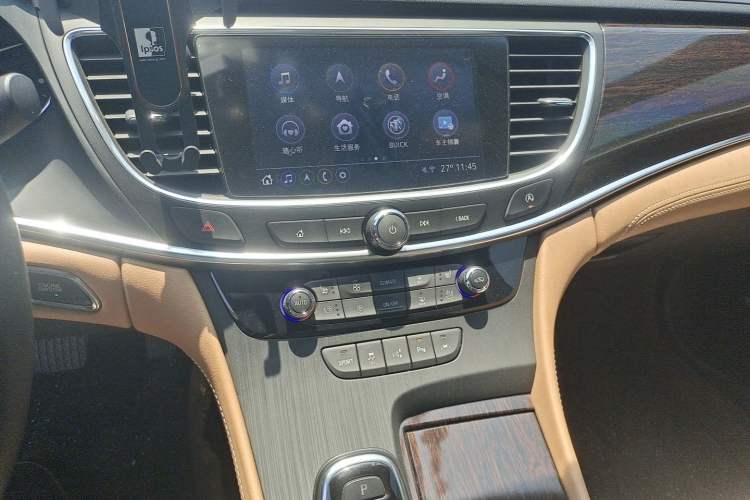 Used Buick LaCrosse 2020 652T Prestige Edition Audio And AC Panel