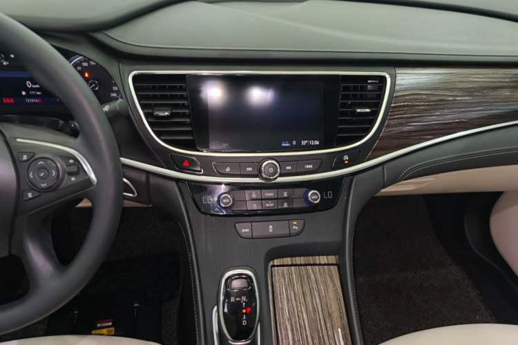 Used Buick LaCrosse 2020 652T Elite Edition Audio And AC Panel