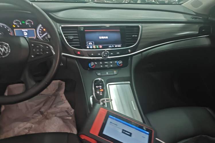 Used Buick LaCrosse 2020 652T Luxury Version Audio And AC Panel