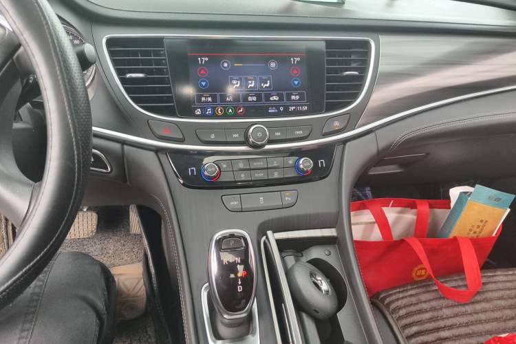 Used Buick LaCrosse 2020 652T Luxury Version Audio And AC Panel