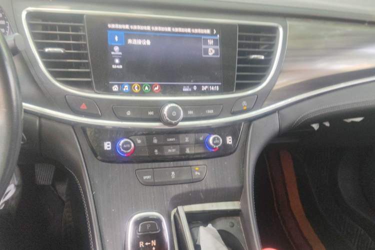 Used Buick LaCrosse 2020 652T Luxury Version Audio And AC Panel