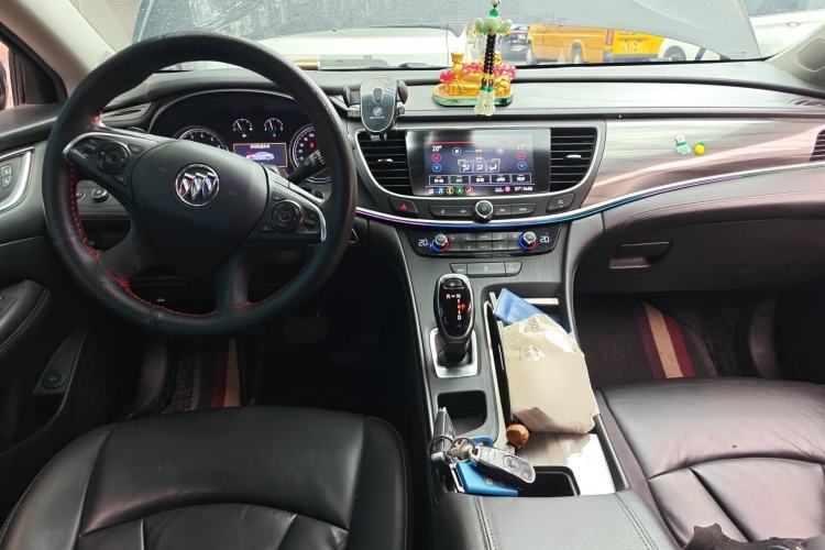 Used Buick LaCrosse 2020 652T Luxury Version Center Console