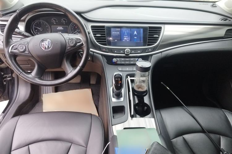 Used Buick LaCrosse 2020 652T Luxury Version Center Console