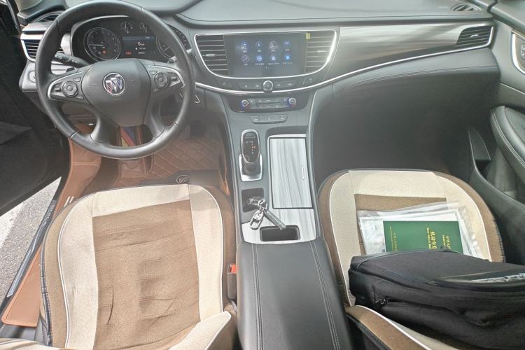 Used Buick LaCrosse 2020 652T Luxury Version Center Console